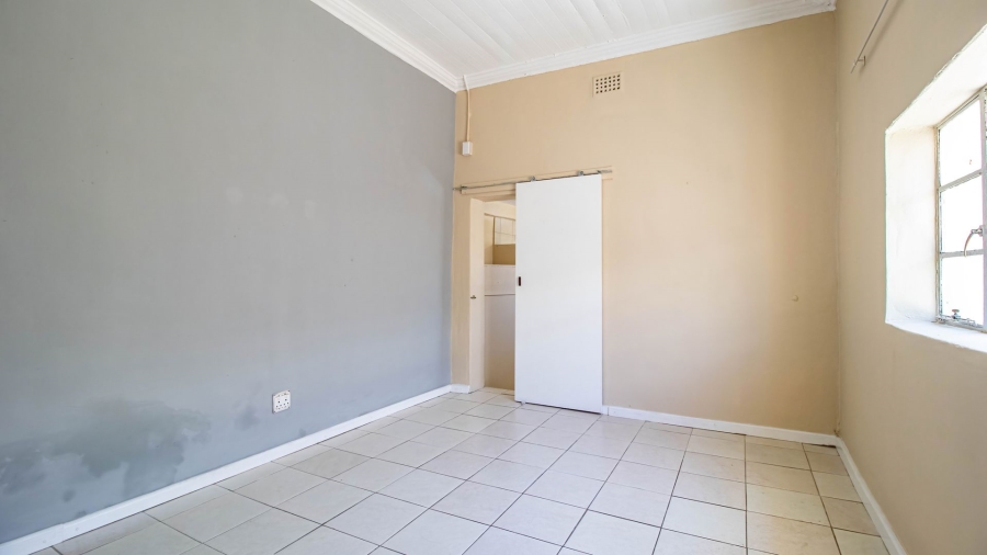 2 Bedroom Property for Sale in Woodstock Western Cape